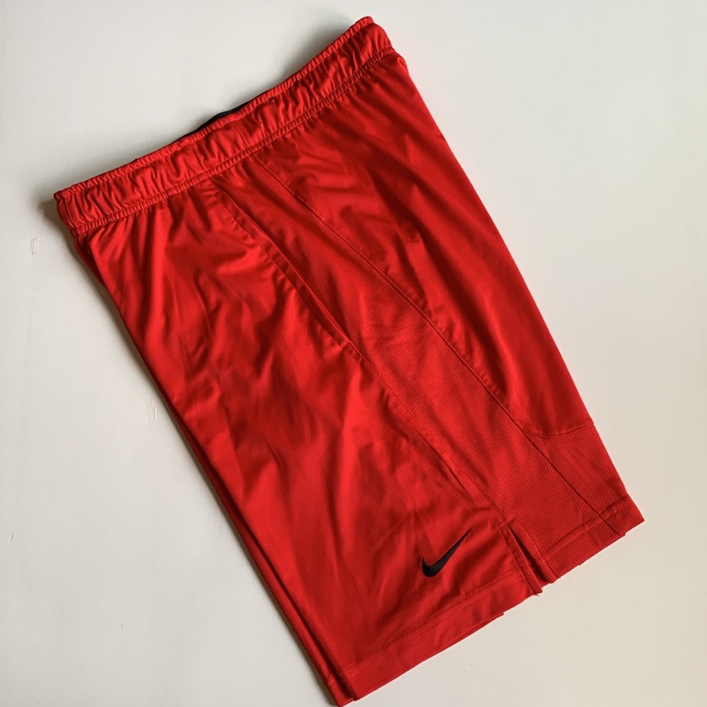 NWOT NIKE Mens Dri-Fit Athletic Basketball Shorts Size Small